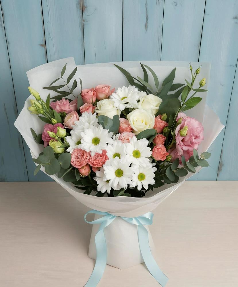 Букет цветов из: Розы, Лизиантусы и Хризантемы в Нешукае