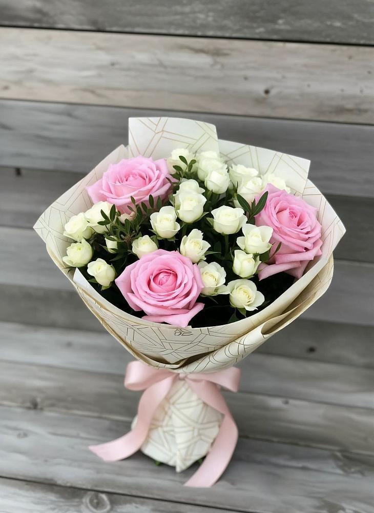 Букет цветов из: Розы в Нешукае