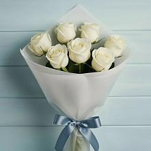 Букет 7 Белых роз Эдлесс Лав в Нешукае