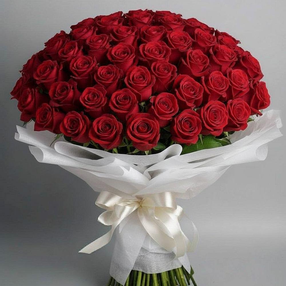 Букет 101 Красная роза Блэк Мэджик в Нешукае