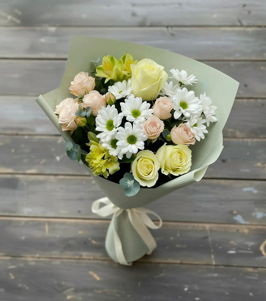 Букет цветов из: Альстромерии, Розы и Хризантемы в Нешукае