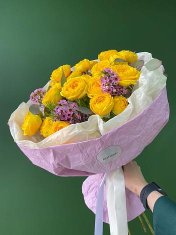 Букет Кустовые желтые розы в Нешукае