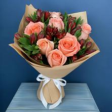 Букет цветов из:  Розы и Альстромерии в Нешукае