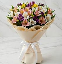 Букет цветов из:  Альстромерии #REPLACE_PRED# Нешукае