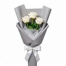 Букет 3 белые розы в Нешукае
