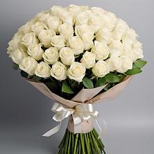 Букет 101 беля роза Белоснежка в Нешукае