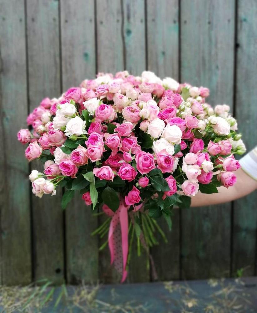 Букет Розовые кустовые розы Натали и Лав Лидия в Нешукае