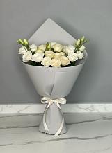 Букет цветов из:  Розы и Лизиантусы в Нешукае